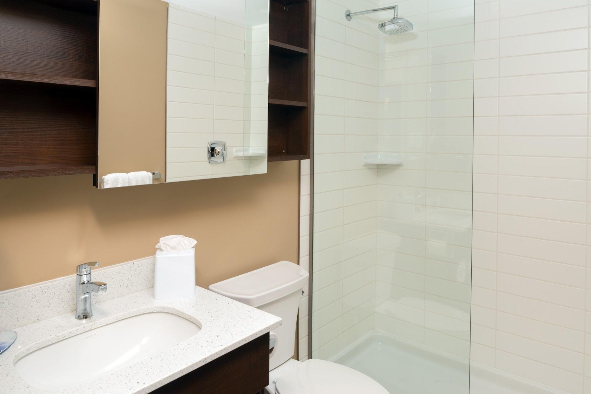 Microtel Inn & Suites By Wyndham Red Deer Eksteriør billede