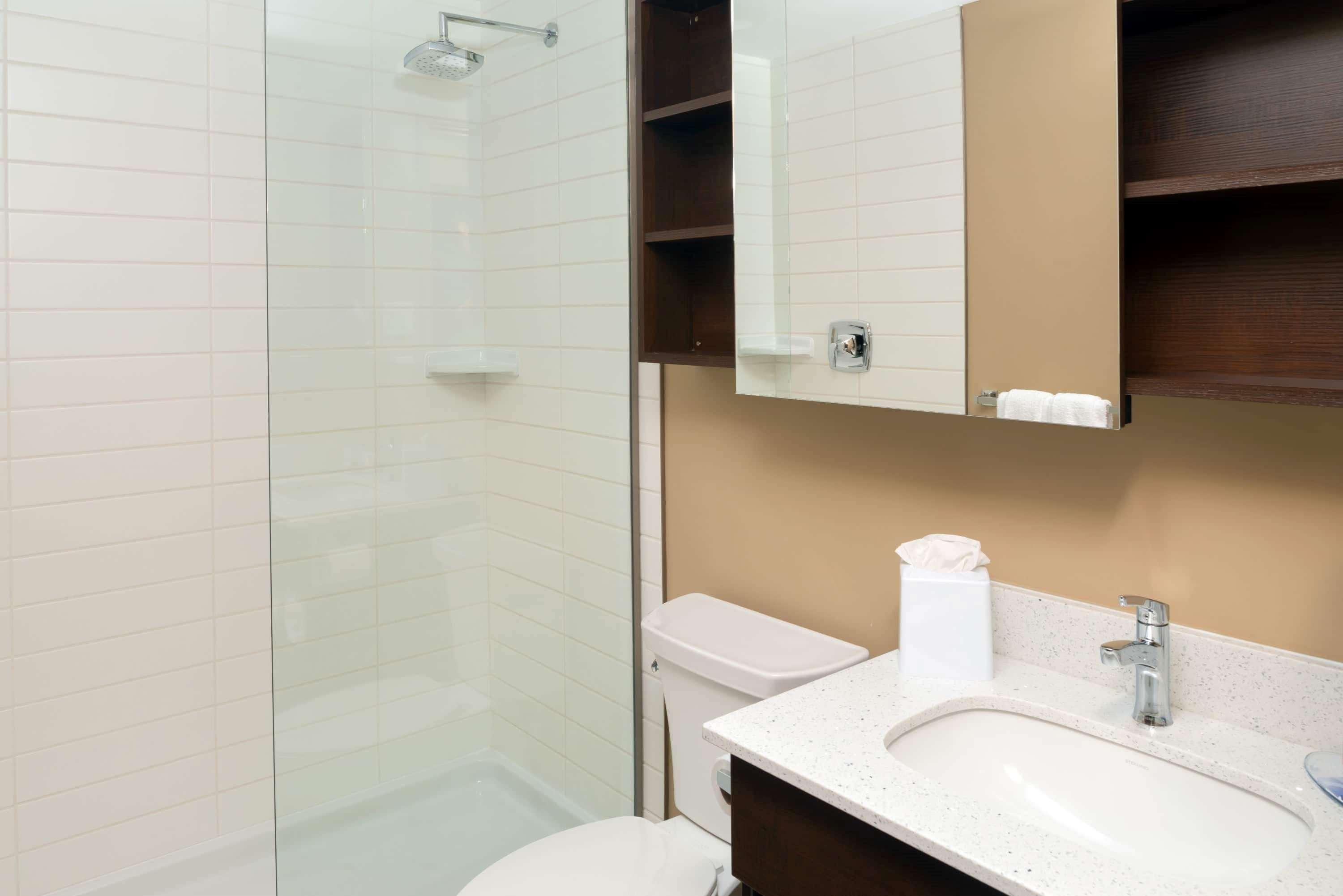 Microtel Inn & Suites By Wyndham Red Deer Eksteriør billede